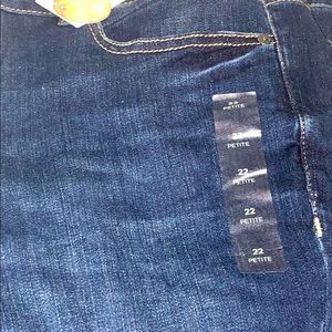 NWTs Lane Bryant jeans. Size 22P
